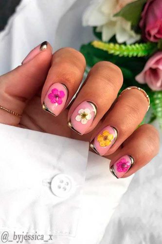 Pretty Mother’s Day Nail Designs for 2021 | stylishbelles