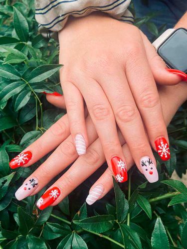 12 Classy Christmas Acrylic Nails Youll Love To Try In 2022