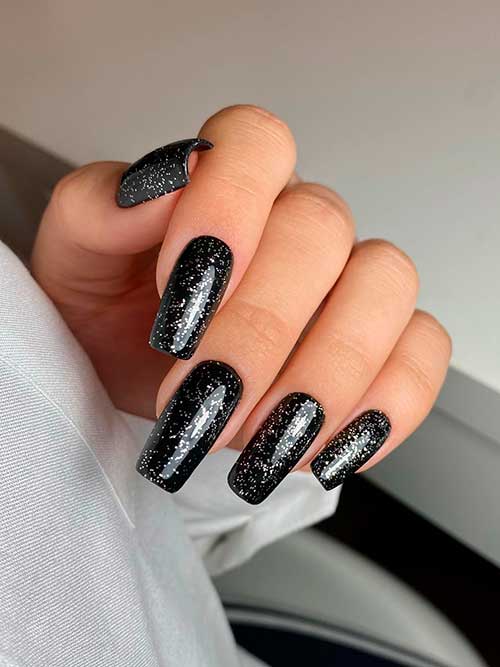Classy Black Nail Designs That You'll Love to Try in 2023
