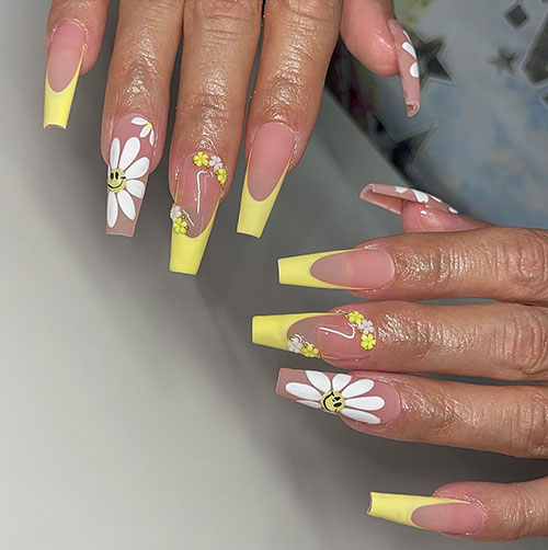 Long Coffin-Shaped Light Yellow French Tip Nails with Flowers