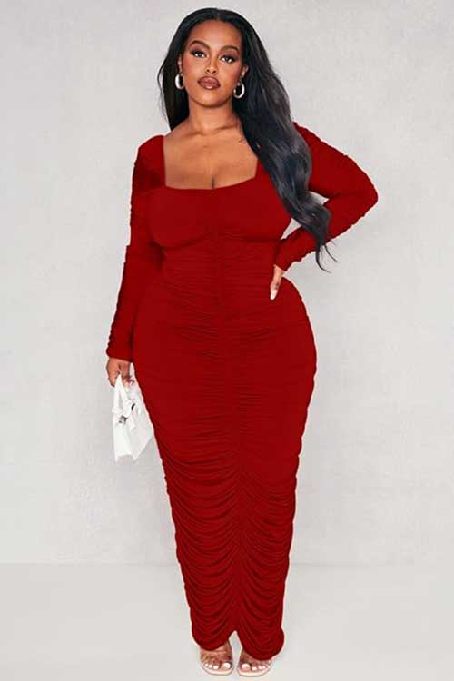 Plus size women's party dress featuring long sleeves and a sexy bodycon fit, perfect for any festive occasion.